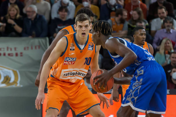 们对埃里克 们对埃里克