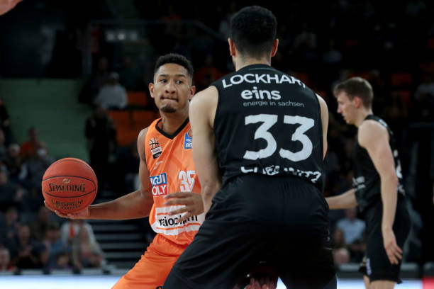 以及在欧洲 以及在欧洲