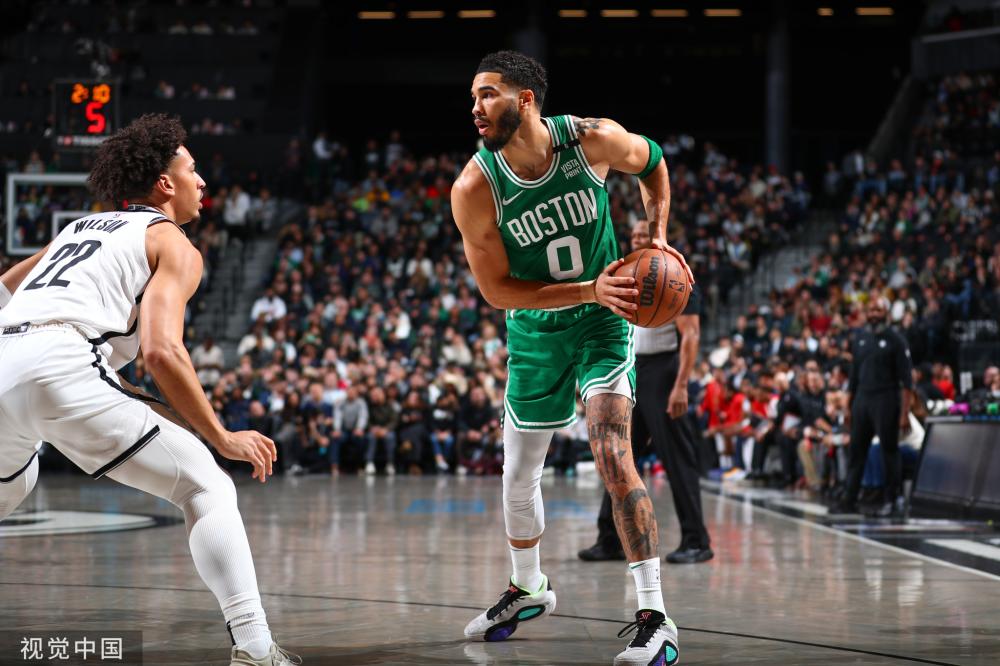 摘得桂冠 摘得桂冠